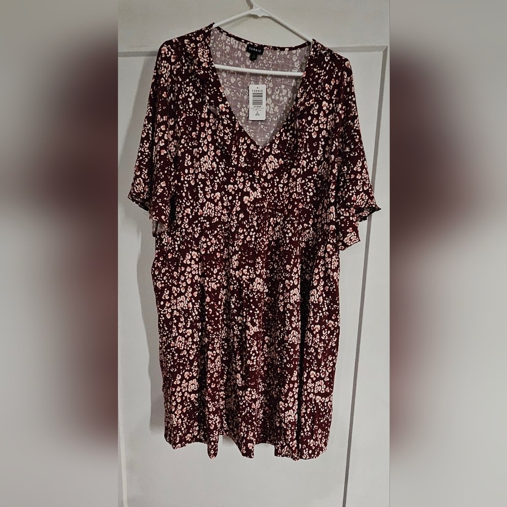 NWT - Torrid Mini Rayon Slub Ruffle Neckline Dress Plus Size